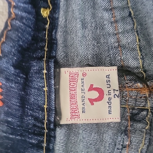True Religion shorts, size 27, Bobby section - Picture 4 of 7